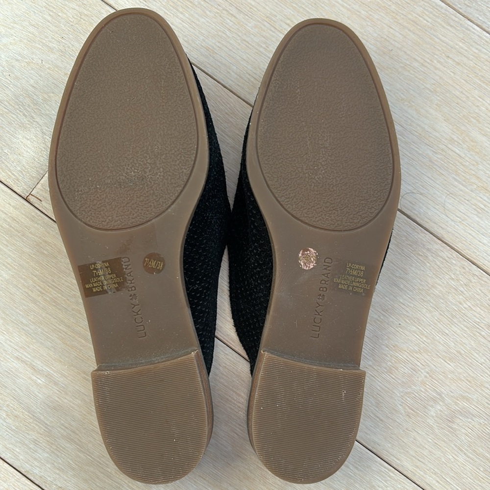 Lucky brand, black leather slip on flats - Picture 4 of 8